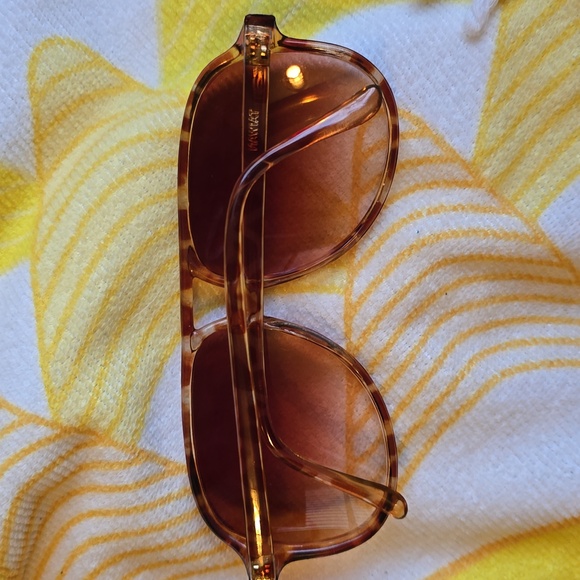 VGUC- Vintage Large Pilot Sunglasses with Gradient Lens Tortoise Frame - Picture 11 of 14